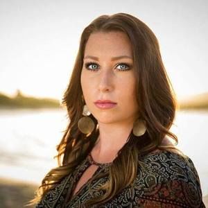 Meet your Posher, Gina